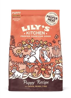 Lily&#039;s kitchen dog puppy chicken / salmon